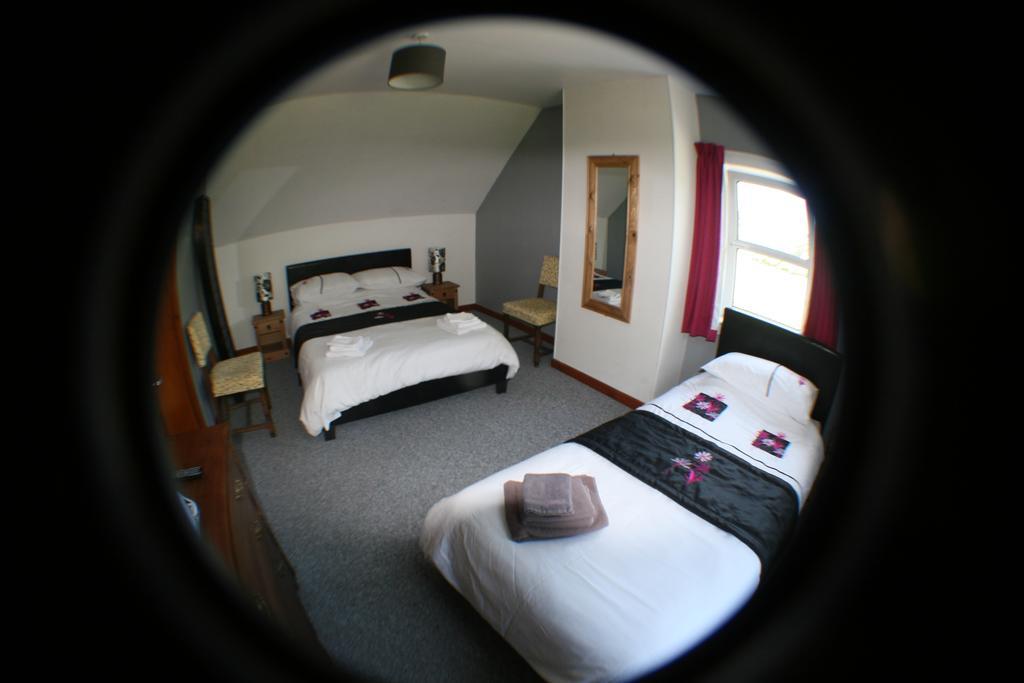 The Whitehouse Bed & Breakfast Dingwall Room photo